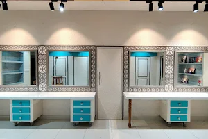 Hardik Beauty Salon | Best Beauty Salon | Beauty Parlour in Jaipur image