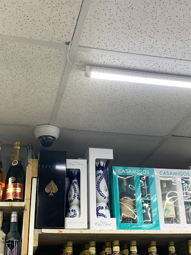 Liquor Store «Peachtree Package Store», reviews and photos, 300 Peachtree St NE # Cs1, Atlanta, GA 30308, USA