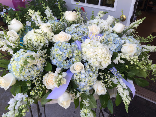 Garden Center «Gulbankian Farms Garden Center & Florist Shop», reviews and photos, 40 Mt Vickery Rd, Southborough, MA 01772, USA