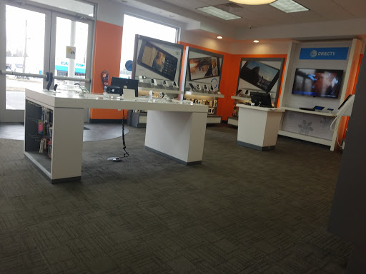 Cell Phone Store «AT&T Authorized Retailer», reviews and photos, 724 NJ-33, Trenton, NJ 08619, USA