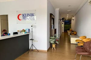 Klinik Ibnu Sina image