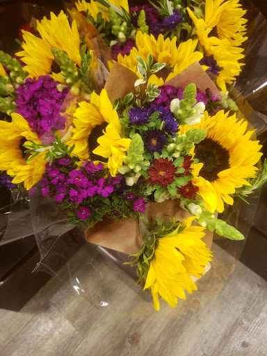 Grocery Store «Safeway», reviews and photos, 138 W Ellendale Ave, Dallas, OR 97338, USA