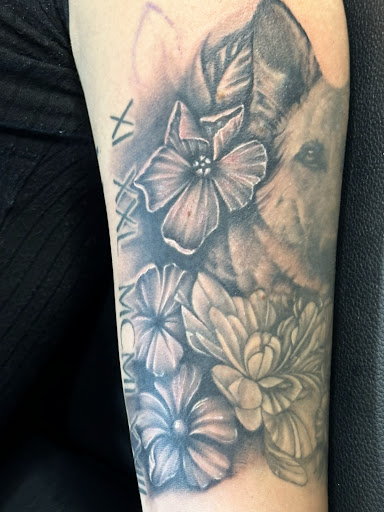 Explore linear tattoo ideas, creative tattoo ideas in Middletown, available at Orange County Tattoo & Body Piercing Studio