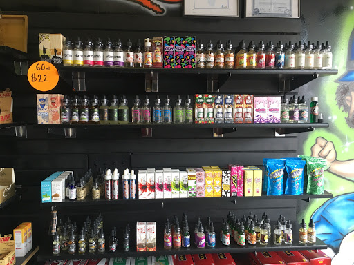 Tobacco Shop «Puffit Smoke & Vape Shop», reviews and photos, 4434 S Archer Ave, Chicago, IL 60632, USA