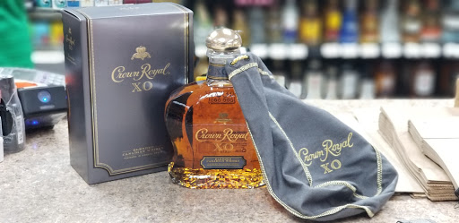 Liquor Store «Decatur Wine & Spirits», reviews and photos, 1789 Lawrenceville Hwy, Decatur, GA 30033, USA