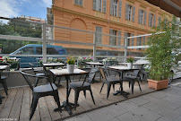 Atmosphère du Restaurant Les Halles Grimaldi à Nice - n°9