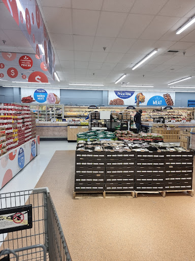 Grocery Store «Price Rite of Stoughton», reviews and photos, 666 Washington St, Stoughton, MA 02072, USA