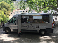 Photos du propriétaire du Pizzas à emporter Camion Pizza à Fontaine-de-Vaucluse - n°7