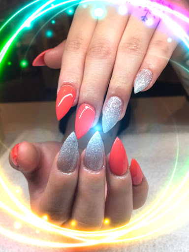 Nail Salon «Mahalo Nails Spa», reviews and photos, 1221 W Lake St #110, Minneapolis, MN 55408, USA