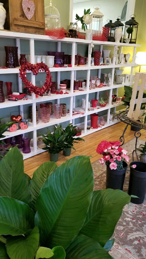 Florist «Agnew Florist-Watertown», reviews and photos, 587 Main St, Watertown, CT 06795, USA