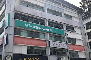 Klinik Pergigian The Dental Garden image