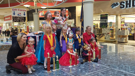 Shopping Mall «Lebanon Valley Mall», reviews and photos, 2231 Lebanon Valley Mall, Lebanon, PA 17042, USA