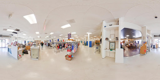 Thrift Store «Neighborhood Thrift Store Distribution Center», reviews and photos, 353 E Olive Ave, Fresno, CA 93728, USA