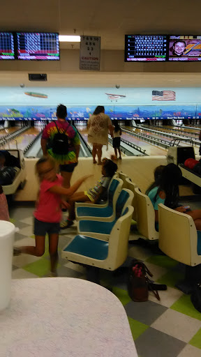 Bowling Alley «Cardinal Lanes Beach Bowl», reviews and photos, 7026 Market St, Wilmington, NC 28411, USA