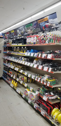 Department Store «Alton Farm & Home Supply», reviews and photos, 2600 Homer Adams Pkwy, Alton, IL 62002, USA