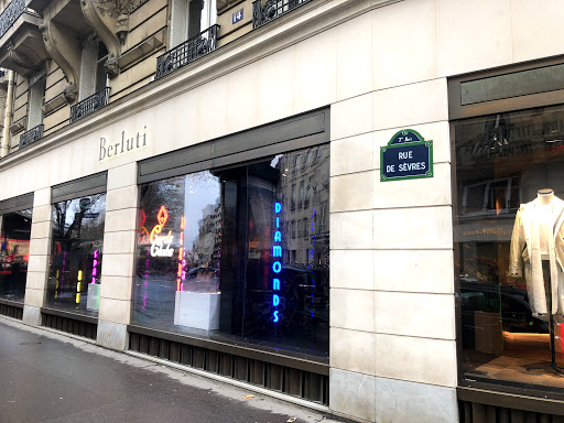 BERLUTI Paris Sèvres Store