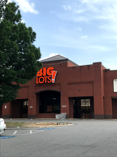 Big Lots, 6777 Winchester Rd, Memphis, TN 38115, USA, 