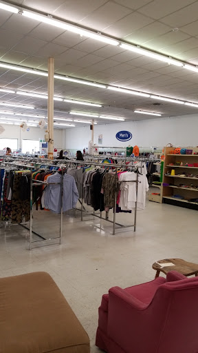 Thrift Store «Goodwill Store Tullahoma», reviews and photos, 1905 N Jackson St # 120, Tullahoma, TN 37388, USA