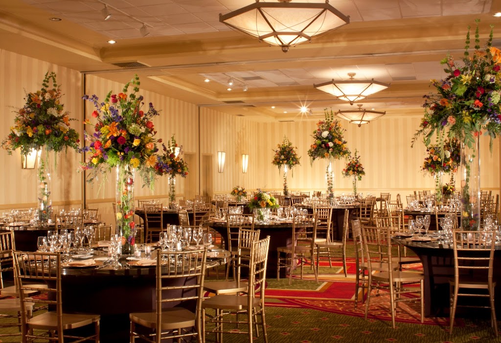 Newton's Restaurant & Lounge 27703