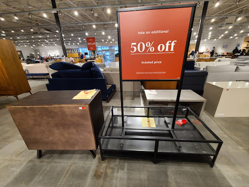 Outlet Store «west elm Outlet», reviews and photos, 1770 W Main St #301, Riverhead, NY 11901, USA