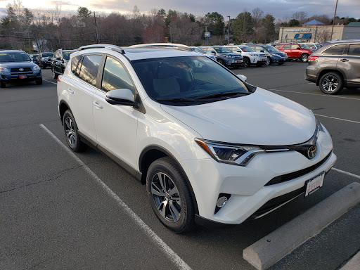 Toyota Dealer «Warrenton Toyota», reviews and photos, 6449 Lee Hwy, Warrenton, VA 20187, USA