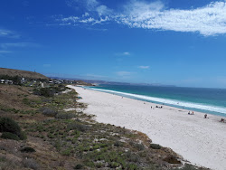 Normanville Beach'in fotoğrafı uçurumlarla desteklenmiş