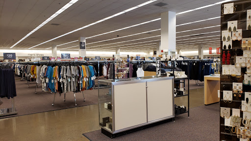Department Store «Nordstrom Rack Tanasbourne Town Center», reviews and photos, 18100 NW Evergreen Pkwy, Beaverton, OR 97006, USA