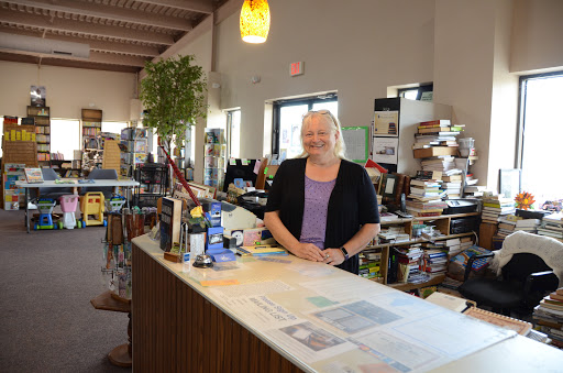 Used Book Store «Book Market Sales & Trading», reviews and photos, 2365 Plainfield Rd, Crest Hill, IL 60403, USA