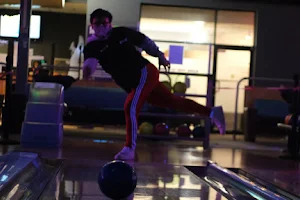 Zone Bowling image