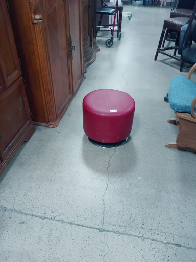 Thrift Store «Mckellips Goodwill Retail Store, Donation Center & Career Center», reviews and photos, 106 E McKellips Rd, Mesa, AZ 85201, USA