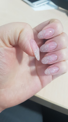 Comments and reviews of LILLY NAIL AND BEAUTY SALON LIVERPOOL