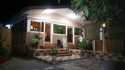 Mc Baboo Cafe - 18 Obei Nkwantabisa Ave, Kumasi, Ghana