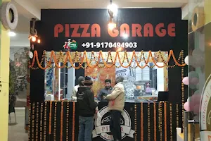 Pizza Garage image