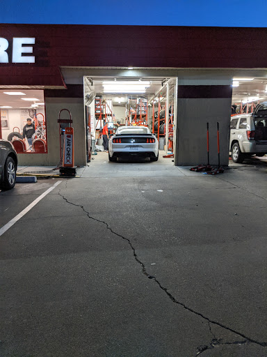 Tire Shop «Discount Tire Store», reviews and photos, 9131 Long Point Rd, Houston, TX 77055, USA