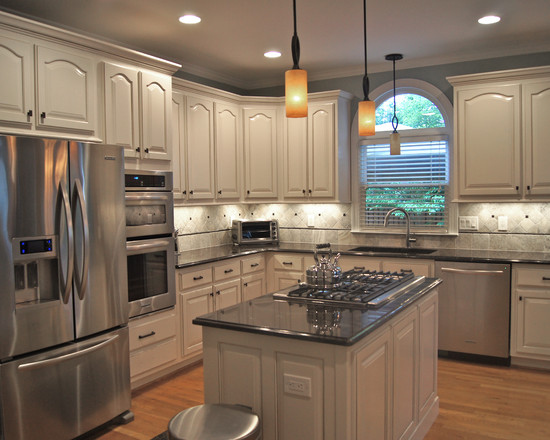 Del-Wood Kitchens