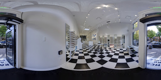 Optician «Warby Parker Annex», reviews and photos, 817 NW 23rd Ave, Portland, OR 97210, USA