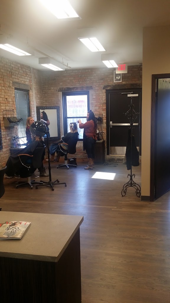Salon Muah 67601