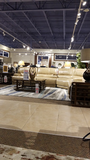 Furniture Store «Gardner-White Furniture», reviews and photos, 45300 Hayes Rd, Macomb, MI 48044, USA
