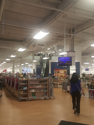 Department Store «Marshalls», reviews and photos, 1380 Northern Blvd, Manhasset, NY 11030, USA