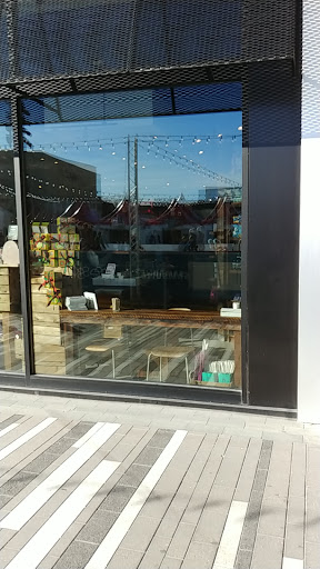 Cosmetics Store «LUSH Fresh Handmade Cosmetics», reviews and photos, 51 Oakbrook Center, Oak Brook, IL 60523, USA