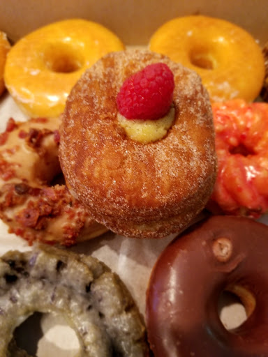 Donut Shop «The Local Donut», reviews and photos, 3213 N Hayden Rd, Scottsdale, AZ 85251, USA