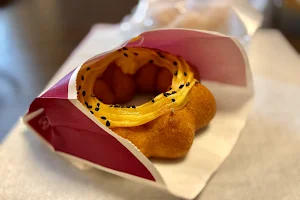 Mister Donut image