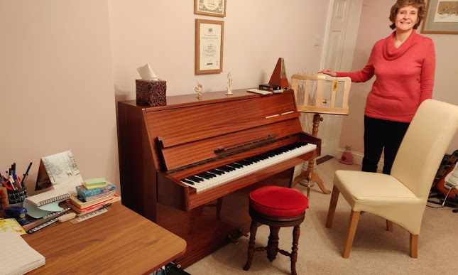 Linda's Piano Tuition - Newport Piano Lessons - School