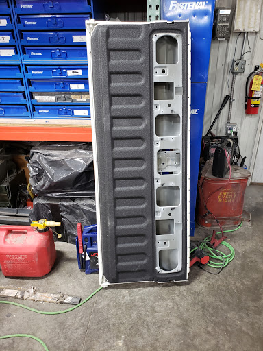 Auto Body Shop «Hanson Automotive Inc», reviews and photos, 2462 Freedom Ct, Iowa City, IA 52240, USA