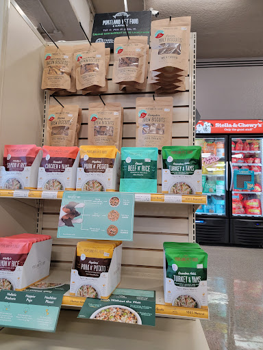 Pet Supply Store «Salem Pet Supply», reviews and photos, 3185 Market St NE, Salem, OR 97301, USA