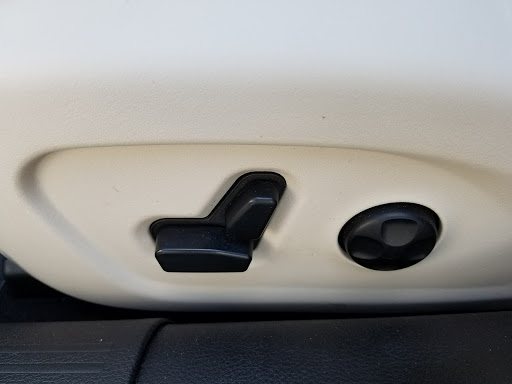 Used Car Dealer «Blaise Alexander Chrysler Dodge Jeep Ram Red Lion», reviews and photos, 2980 Cape Horn Rd, Red Lion, PA 17356, USA