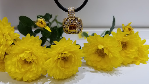 Jewelry Store «Medawar Jewelers Okemos», reviews and photos, 2168 W Grand River Ave, Okemos, MI 48864, USA