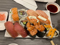 Sushi du Restaurant japonais Sushi buffet - Restaurant de sushi Paris 10 - n°20