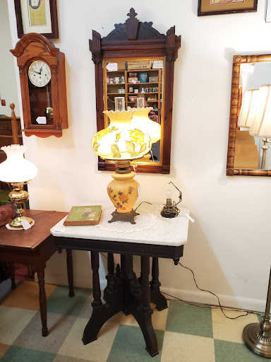 Furniture Store «Antiques To Present», reviews and photos, 1071 PA-100, Bechtelsville, PA 19505, USA