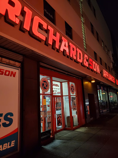 Appliance Store «P.C. Richard & Son», reviews and photos, 2501 Grand Concourse, Bronx, NY 10468, USA